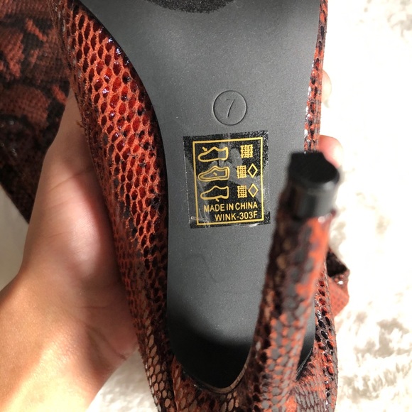 🔥NWT FASHION NOVA Chocolate Snake stiletto Heel - Picture 11 of 13